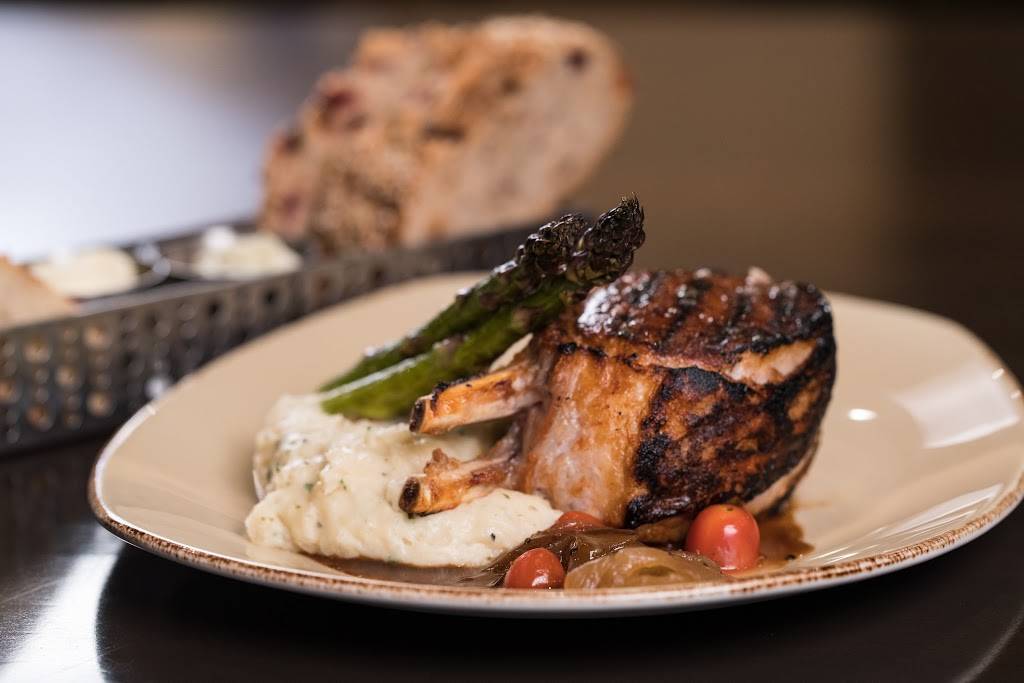 Kellers American Grill | restaurant | 1777 Isle Pkwy, Bettendorf, IA 52722, USA | 6102411616 OR +1 610-241-1616