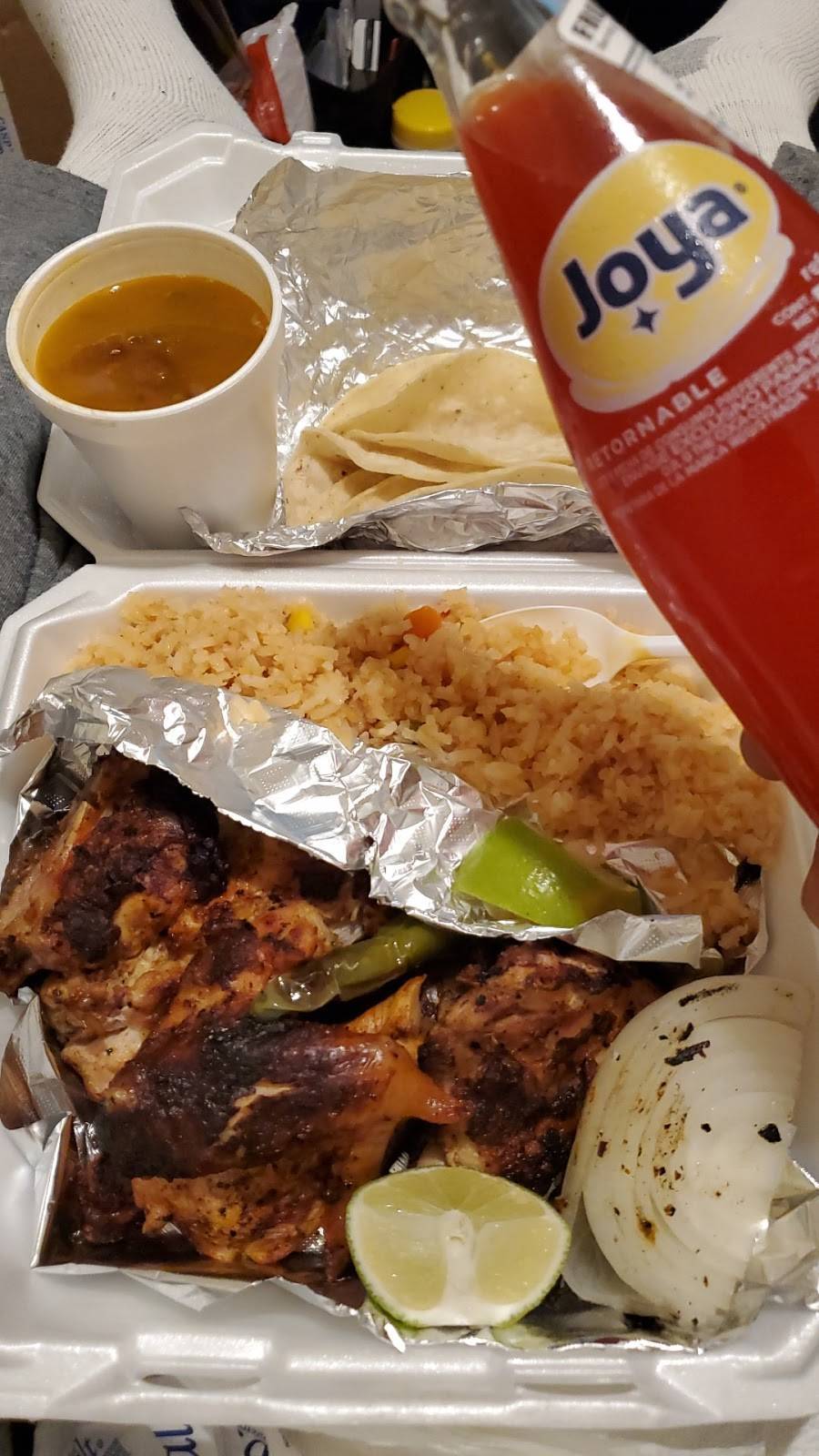 El Gavilan Pollero | restaurant | 2815 Ruth St, Corpus Christi, TX 78405, USA | 3614427606 OR +1 361-442-7606