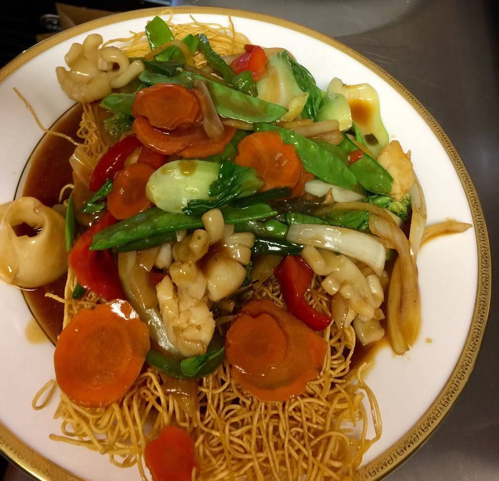 Bamboo Bistro | restaurant | 1 Cumberland St, Westbrook, ME 04092, USA | 2075915444 OR +1 207-591-5444