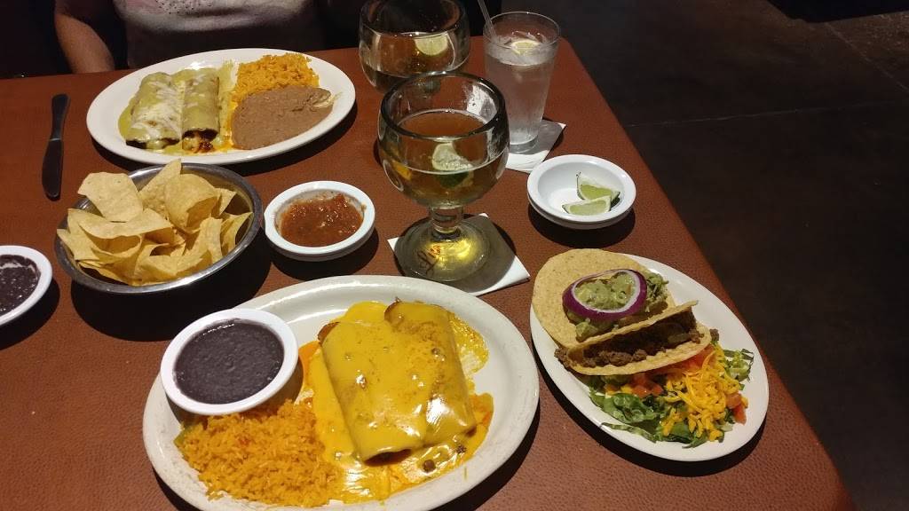Lupe’s Tex-Mex & Grill | restaurant | 770 E Road to Six Flags St Ste 178, Arlington, TX 76011, USA | 8174606661 OR +1 817-460-6661