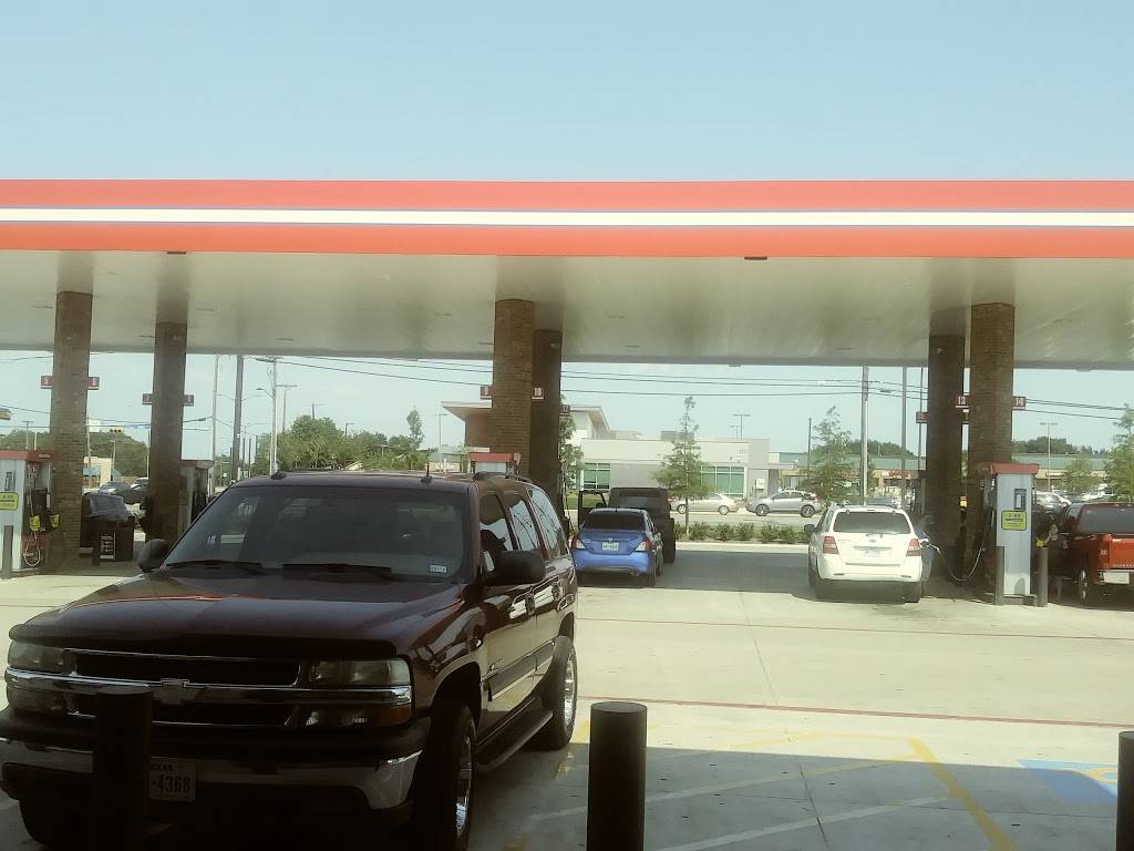 RaceTrac | cafe | 3310 S Cooper St, Arlington, TX 76015, USA | 8175578276 OR +1 817-557-8276