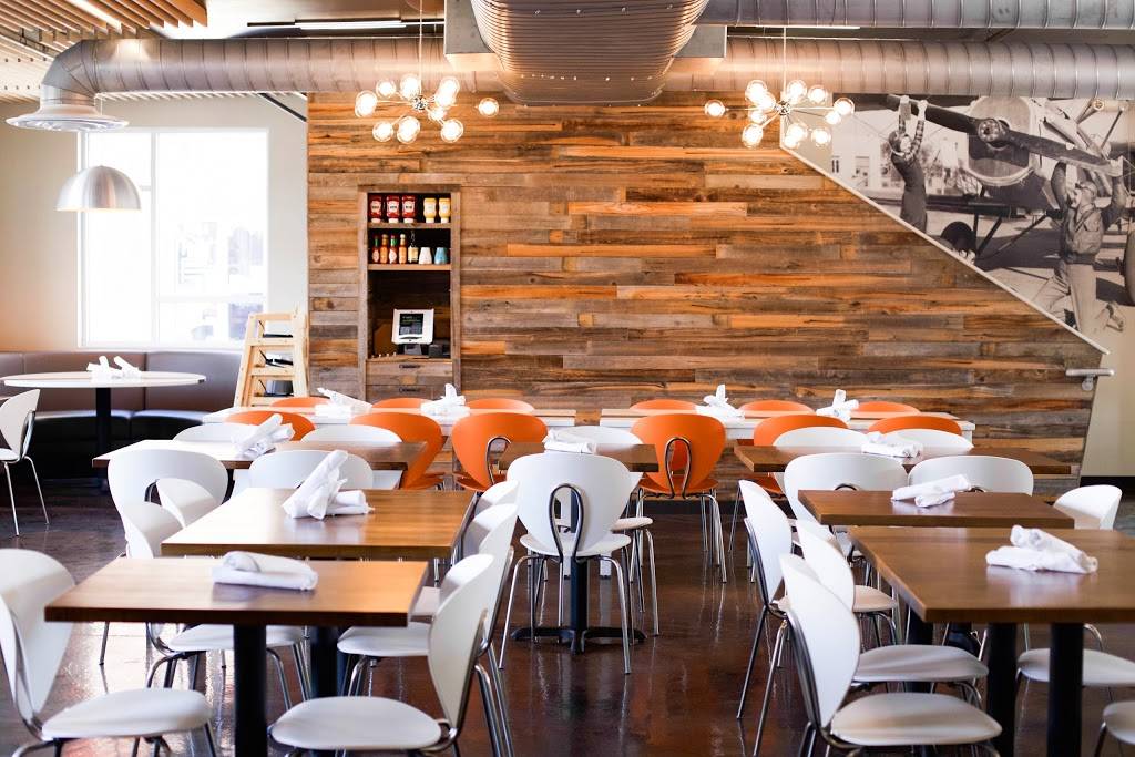 Four Friends Kitchen | restaurant | 2893 Roslyn St, Denver, CO 80238, USA | 3033888299 OR +1 303-388-8299