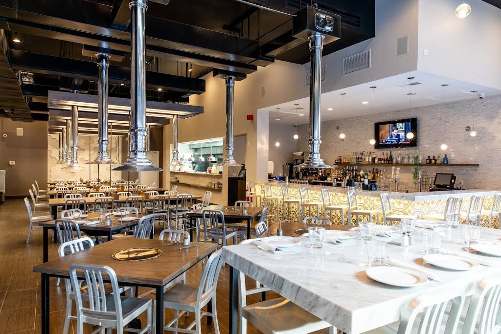 Bistec Bar & Grill | restaurant | 1523 N Kingsbury St, Chicago, IL 60642, USA | 3129293182 OR +1 312-929-3182