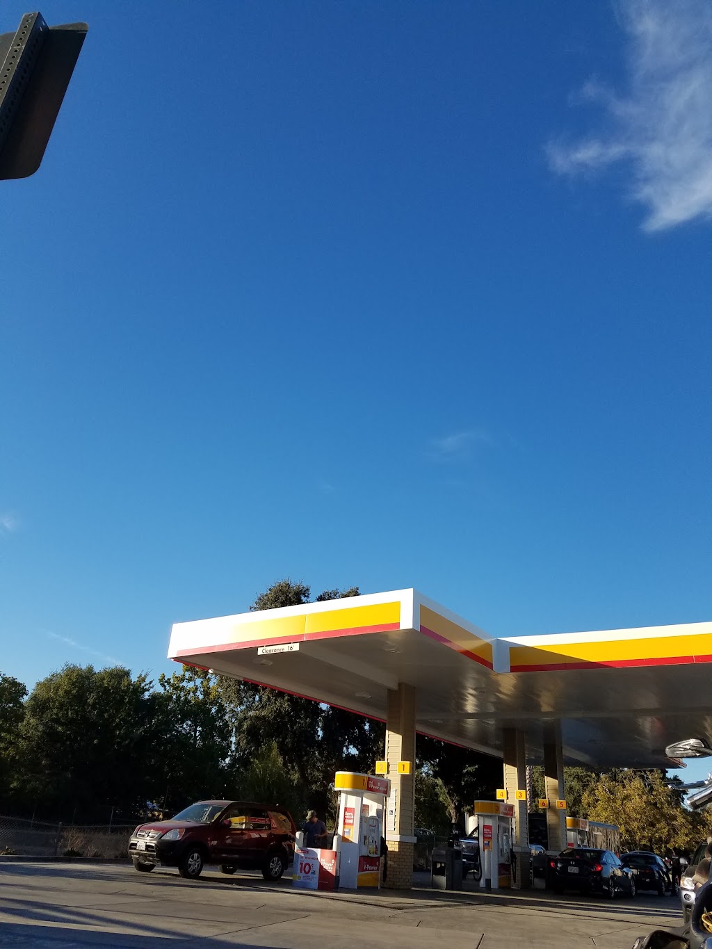 Shell | meal delivery | 8900 Pocket Rd, Sacramento, CA 95831, USA | 9163929434 OR +1 916-392-9434