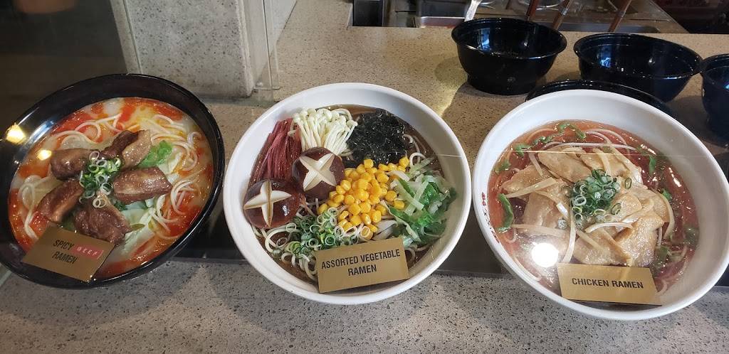 Century City Mall Dining Terrace | restaurant | 10250 Santa Monica Blvd, Los Angeles, CA 90067, USA | 3102773898 OR +1 310-277-3898