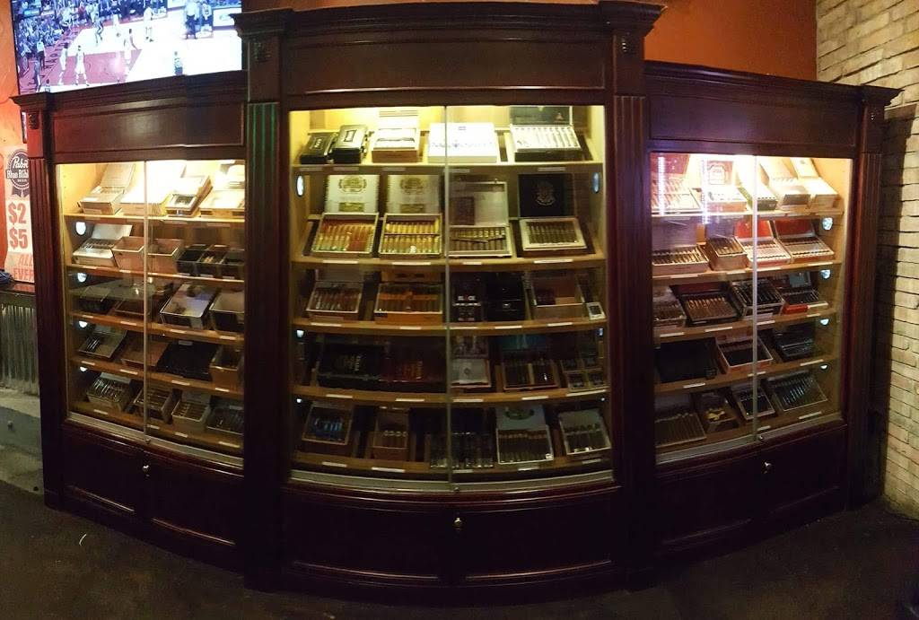 Rockin Cigar Bar & Grill @ Cincinnati | restaurant | 226 Cincinnati Ave, El Paso, TX 79902, USA | 9157033742 OR +1 915-703-3742