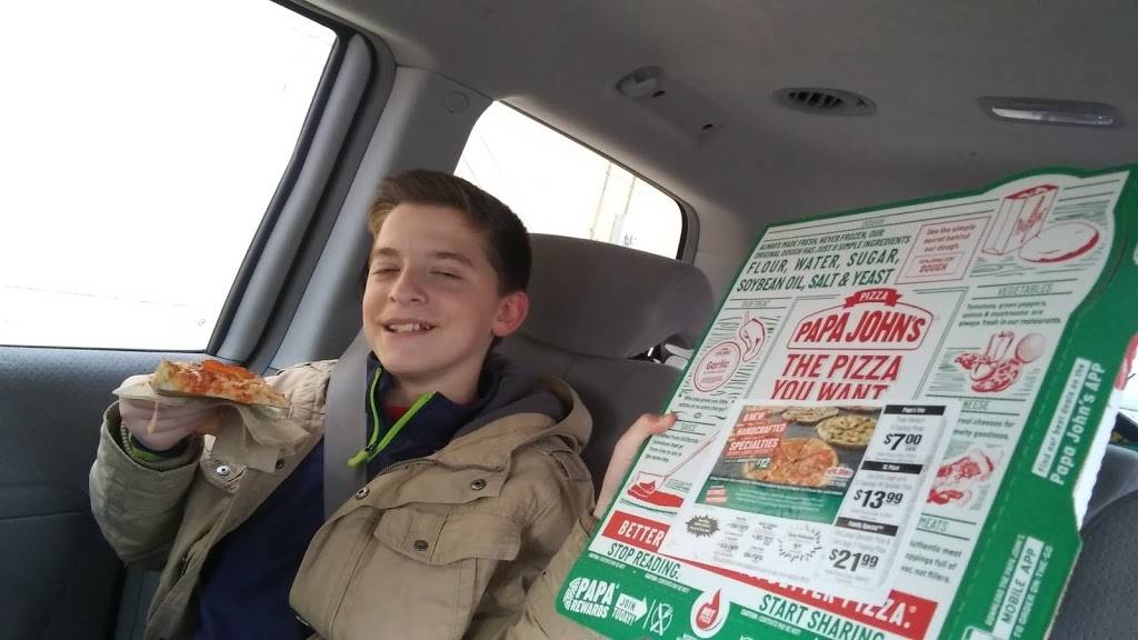 Papa Johns Pizza | restaurant | 5028 N 2nd St, Loves Park, IL 61111, USA | 8156547272 OR +1 815-654-7272