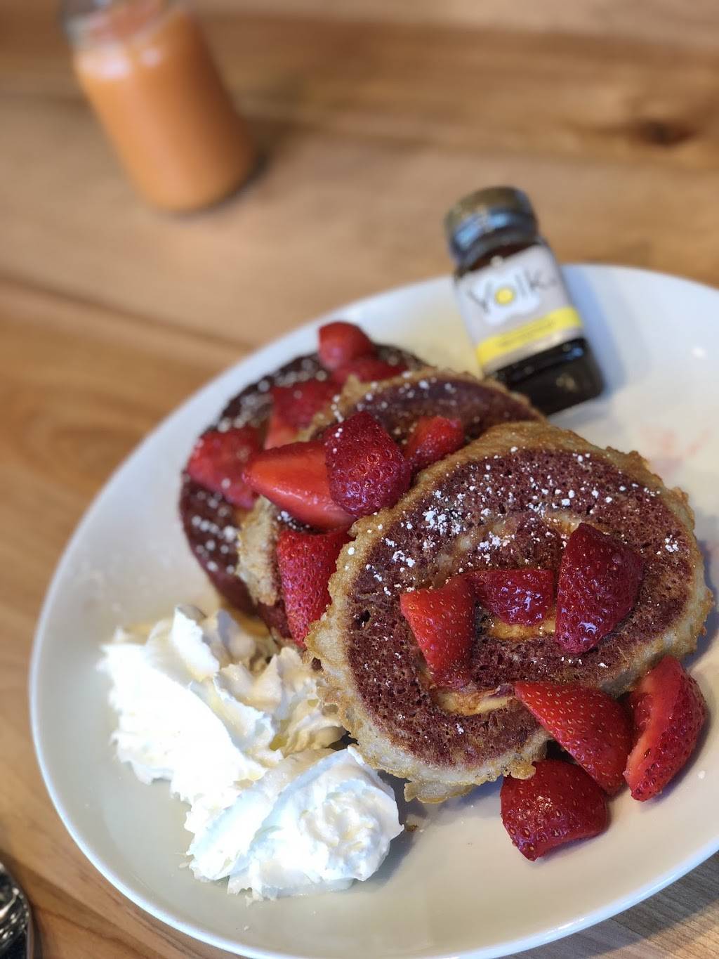 Yolk - Lincoln Park | cafe | 1504 N Fremont St Suite A, Chicago, IL 60642, USA | 7733823448 OR +1 773-382-3448