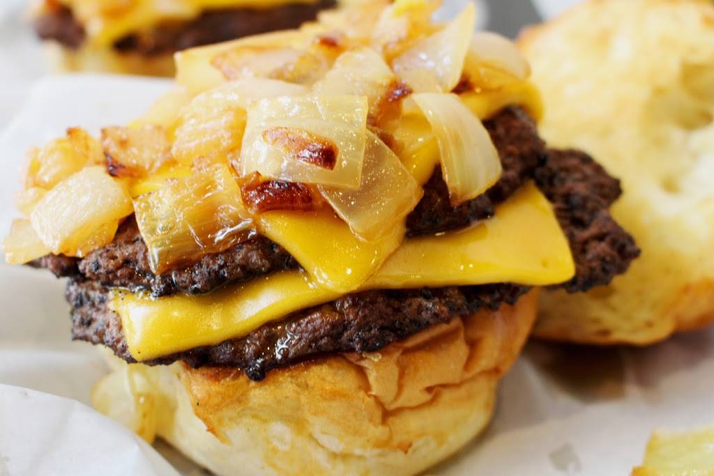 Petes Pub | restaurant | 1234 E Brady St, Milwaukee, WI 53202, USA | 4143127457 OR +1 414-312-7457