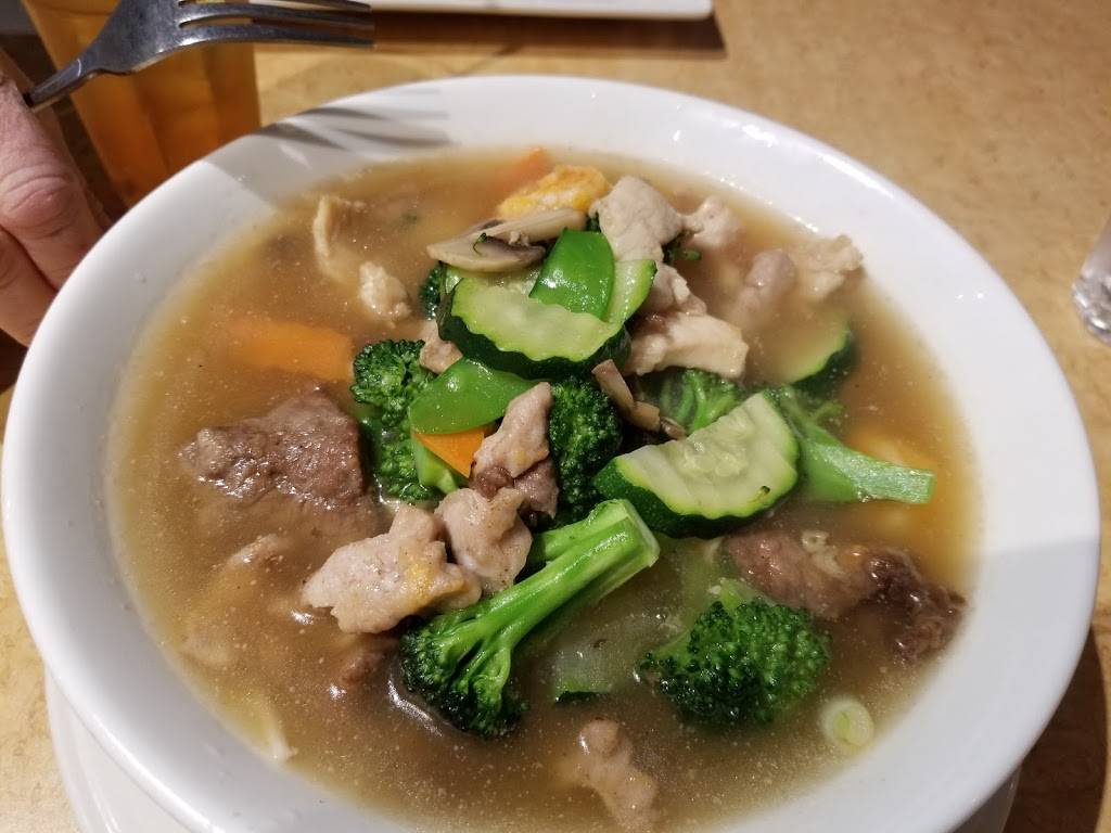 New Garden Asian Cuisine | restaurant | 300 Broadway St #21, Seaside, OR 97138, USA | 5037389639 OR +1 503-738-9639