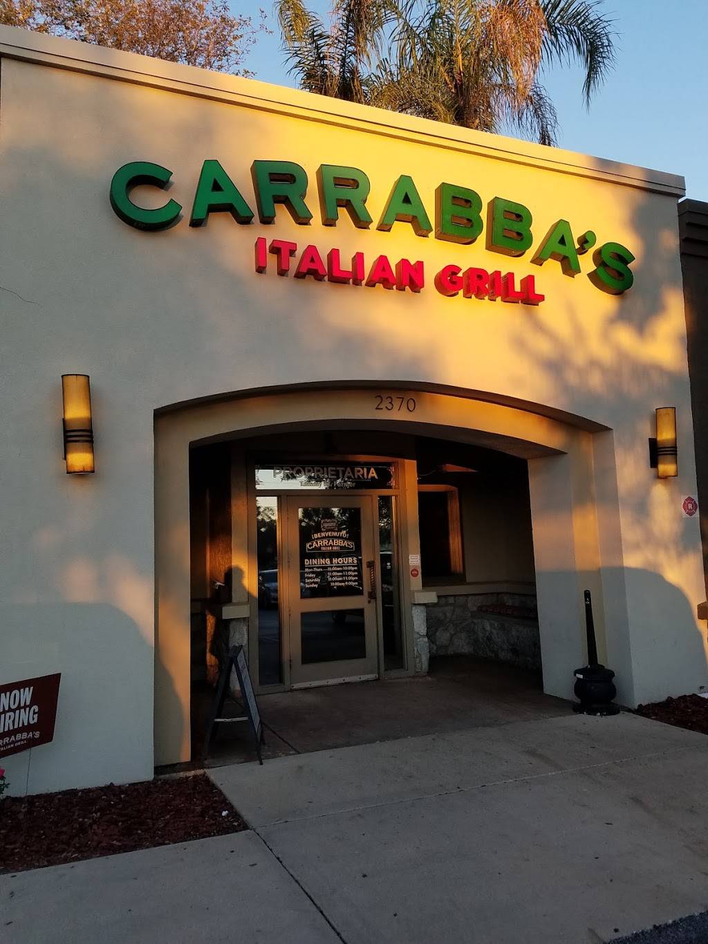 Carrabbas Italian Grill | restaurant | 2370 SW College Rd, Ocala, FL 34471, USA | 3528670240 OR +1 352-867-0240