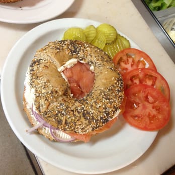 Cafe des Croissants | bakery | 2444 Lomitas Ave, Santa Rosa, CA 95404, USA | 7075446710 OR +1 707-544-6710