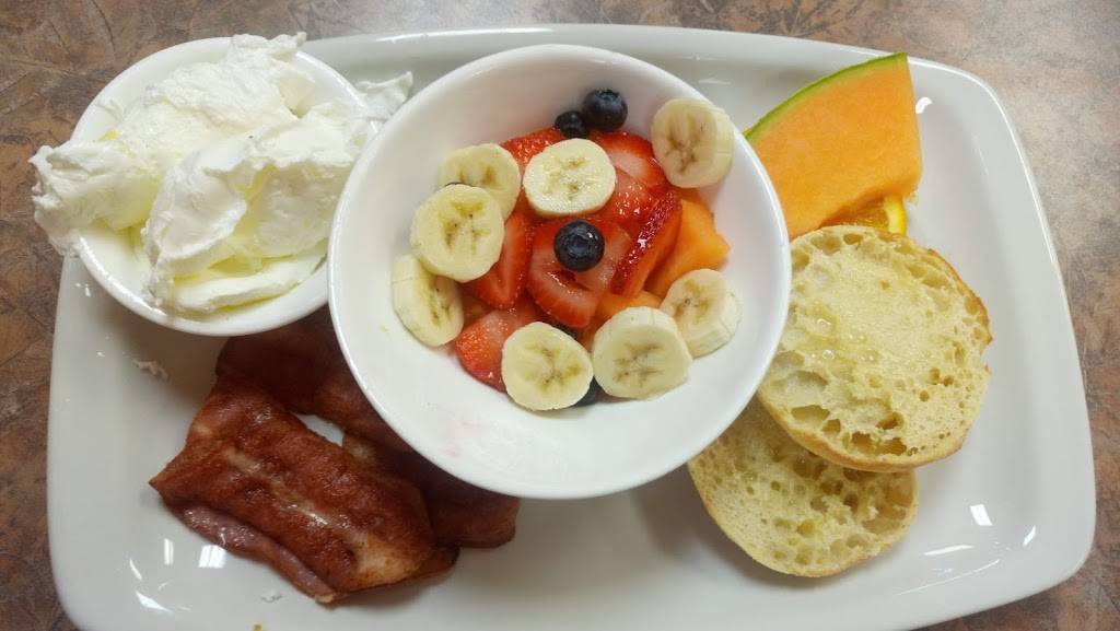 Eggsmart | restaurant | 2331 Kingston Rd, Scarborough, ON M1N 4E7, Canada | 6473524455 OR +1 647-352-4455