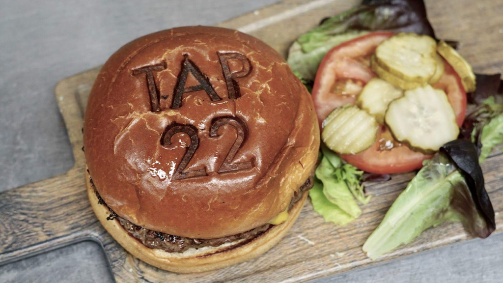 Tap 22 Grill & Bar | restaurant | 1443 1st St, Silvis, IL 61282, USA | 3099127655 OR +1 309-912-7655