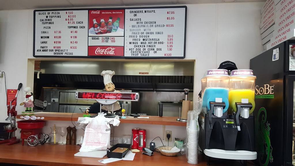 Peters Pizza | restaurant | 558 Chase Ave, Waterbury, CT 06704, USA | 2035276150 OR +1 203-527-6150