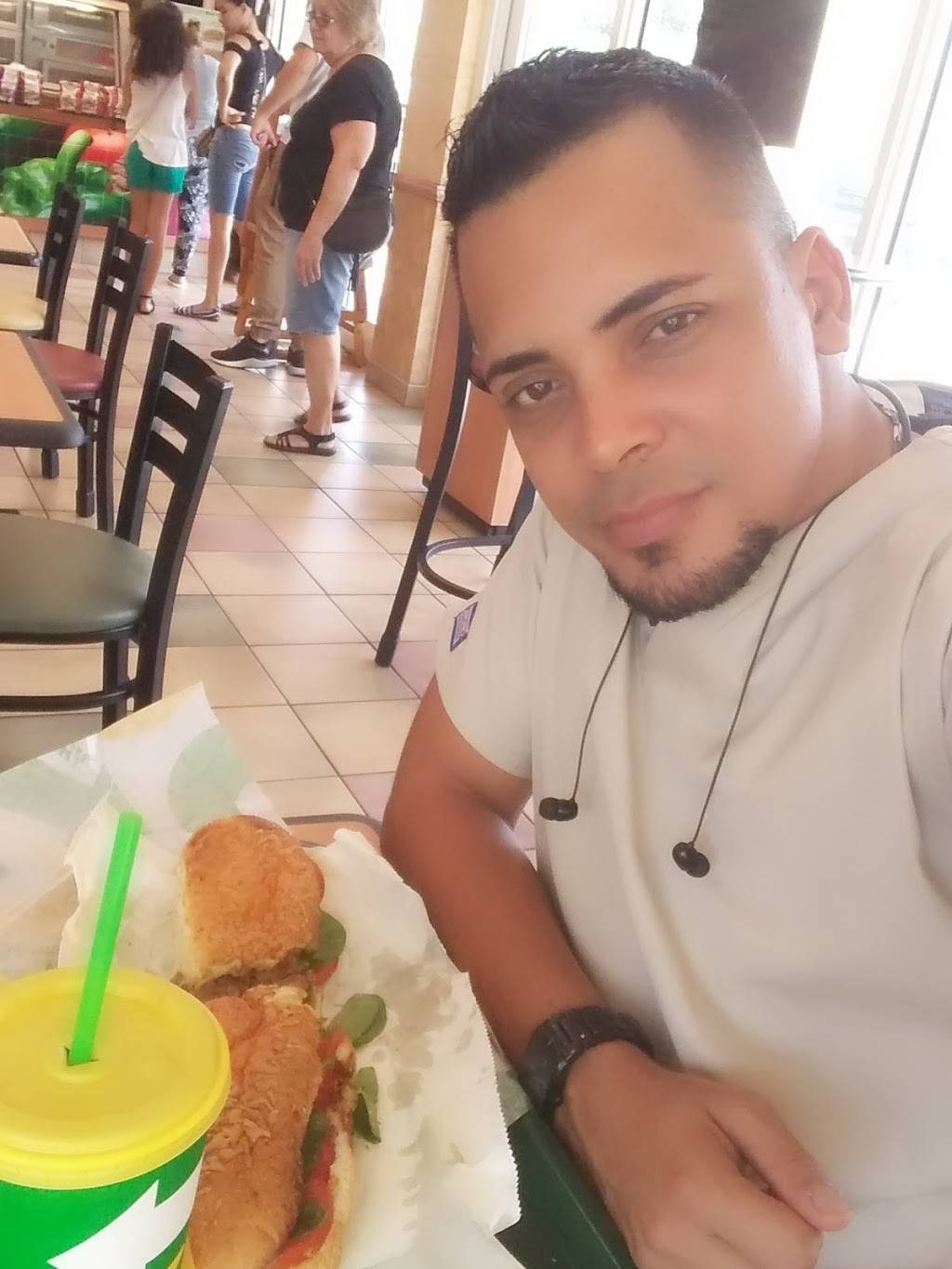 Subway | restaurant | 6500 W 4th Ave, Hialeah, FL 33012, USA | 7863626645 OR +1 786-362-6645