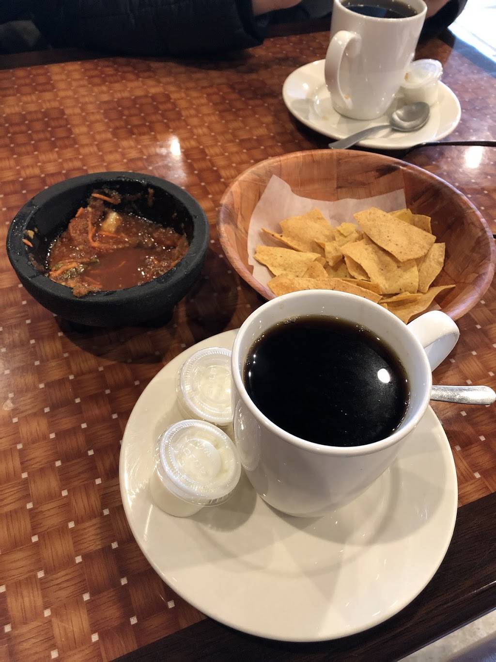 Pollos Inti 2 | restaurant | 544 Fort Evans Rd NE, Leesburg, VA 20176, USA | 7037777493 OR +1 703-777-7493