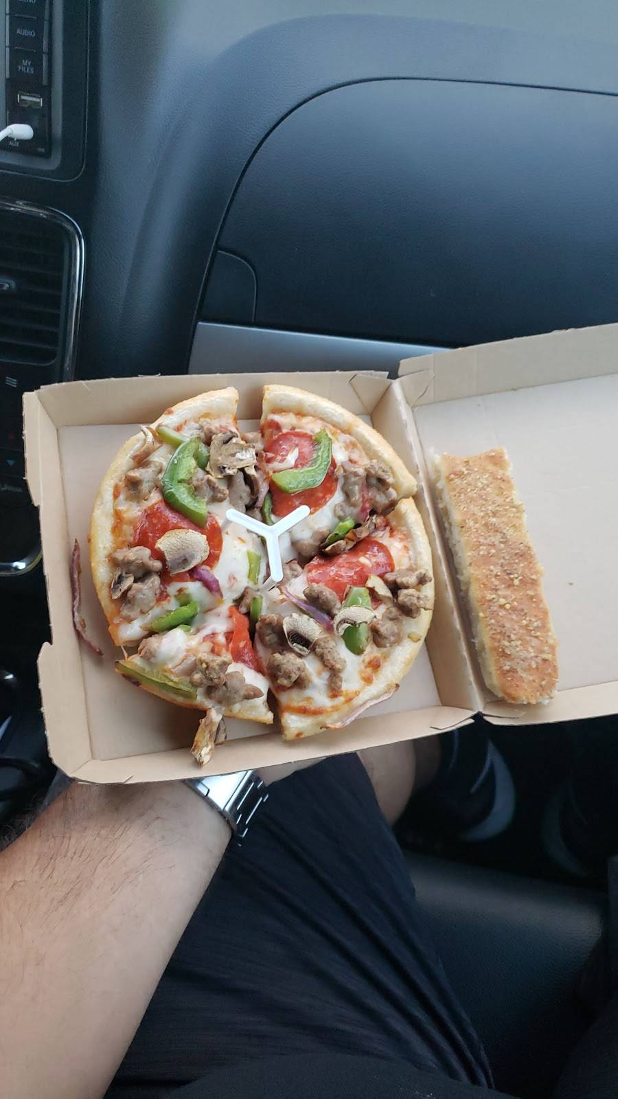 Pizza Hut | restaurant | 5212 Whitsett Ave, North Hollywood, CA 91607, USA | 8185099300 OR +1 818-509-9300