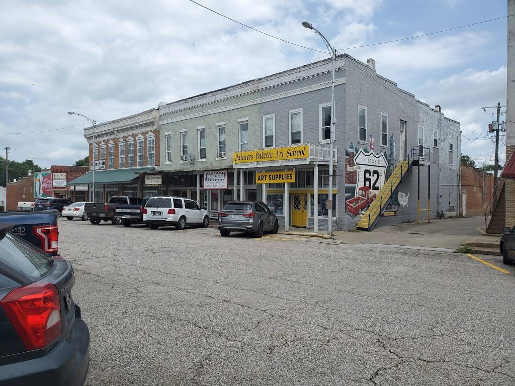 Geraldis | restaurant | 204 Public Square, Berryville, AR 72616, USA | 8704232666 OR +1 870-423-2666