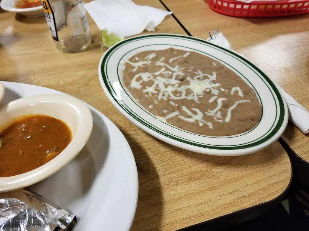 Los Tres Potrillos | restaurant | 406 E Main St, Louisa, VA 23093, USA | 5409673626 OR +1 540-967-3626