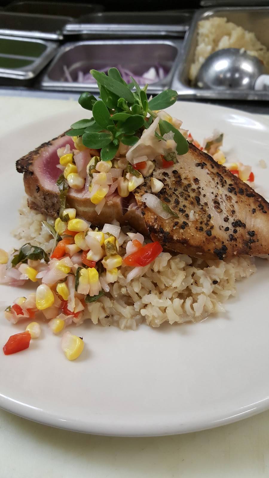 West End Grill and Pub | restaurant | 354 N Boyle Ave #2941, St. Louis, MO 63108, USA | 3145314607 OR +1 314-531-4607