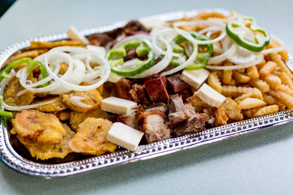 Chelsea Tipico | restaurant | 109 Shurtleff St, Chelsea, MA 02150, USA | 6174660996 OR +1 617-466-0996