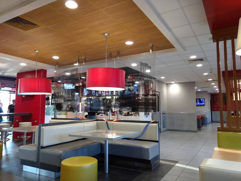 McDonalds | cafe | 8241 S Holly St, Littleton, CO 80122, USA | 3037408565 OR +1 303-740-8565