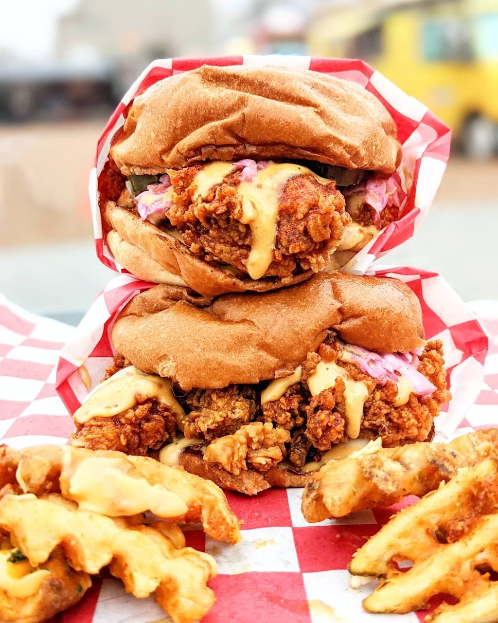 Yummys Hot Chicken | meal takeaway | 1001 Westheimer Rd, Houston, TX 77006, USA | 8322900602 OR +1 832-290-0602