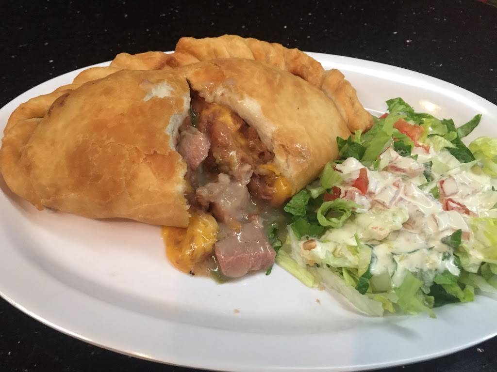 The Green Chile | restaurant | 13926 Imperial Hwy, La Mirada, CA 90638, USA | 5628021202 OR +1 562-802-1202