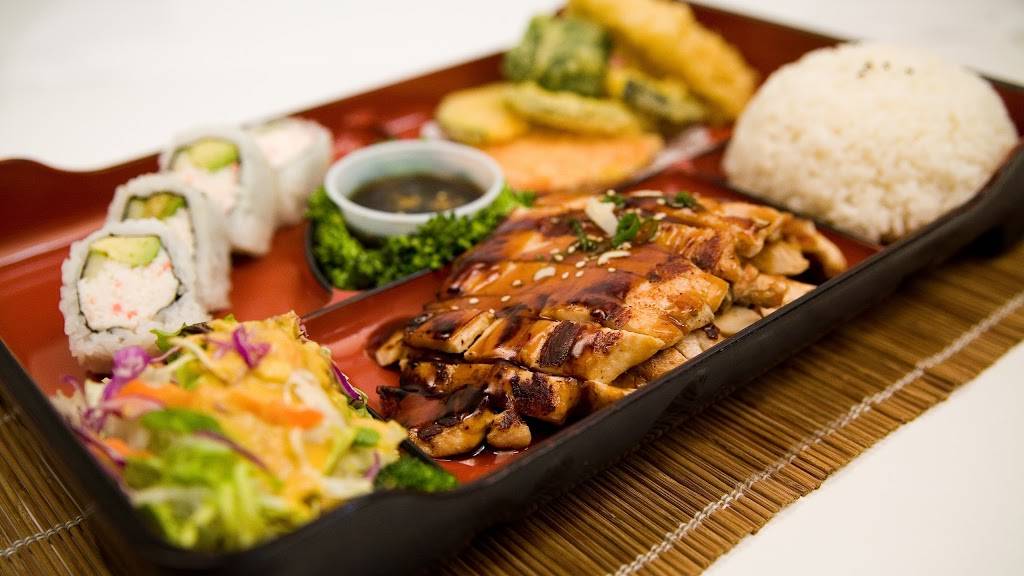 Maki Yaki Japanese Grill | meal takeaway | 1616 W Wisconsin Ave, Milwaukee, WI 53233, USA | 4149093999 OR +1 414-909-3999