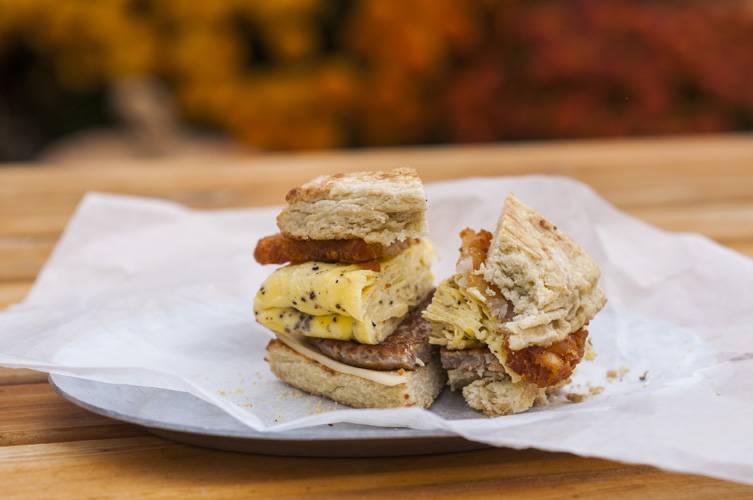 St. Joes Coffee | cafe | 449 US-1 #104, York, ME 03909, USA | 2073614682 OR +1 207-361-4682