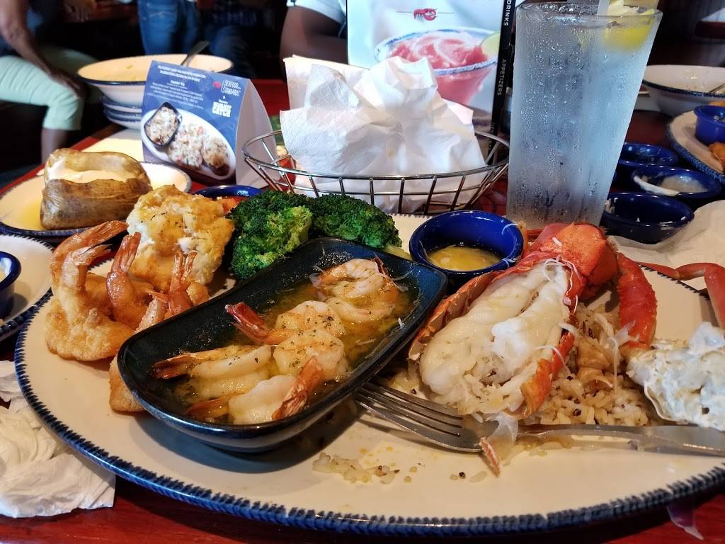 Red Lobster | restaurant | 170 E Beltline Pkwy, Alton, IL 62002, USA | 6184656554 OR +1 618-465-6554