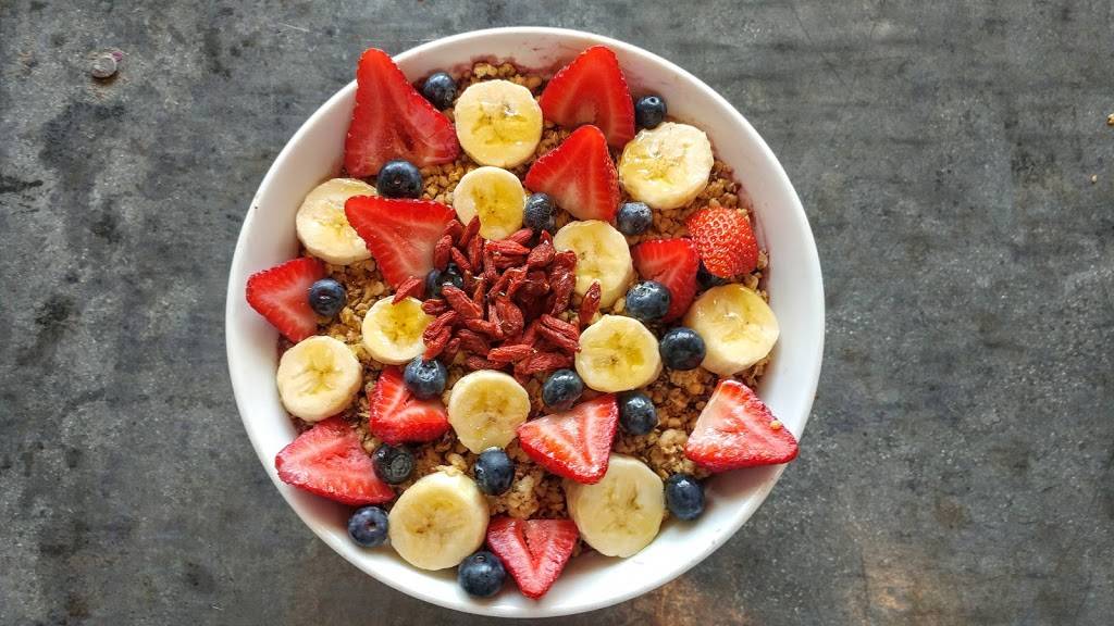 Banzai Bowls | restaurant | 120 S El Camino Real, San Clemente, CA 92672, USA | 9492184533 OR +1 949-218-4533