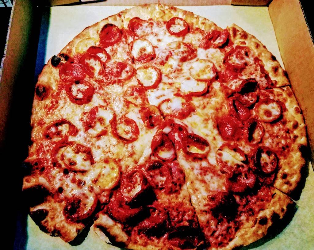 Crown Pizza | restaurant | 5535 Calder Ave, Beaumont, TX 77706, USA | 4098999550 OR +1 409-899-9550