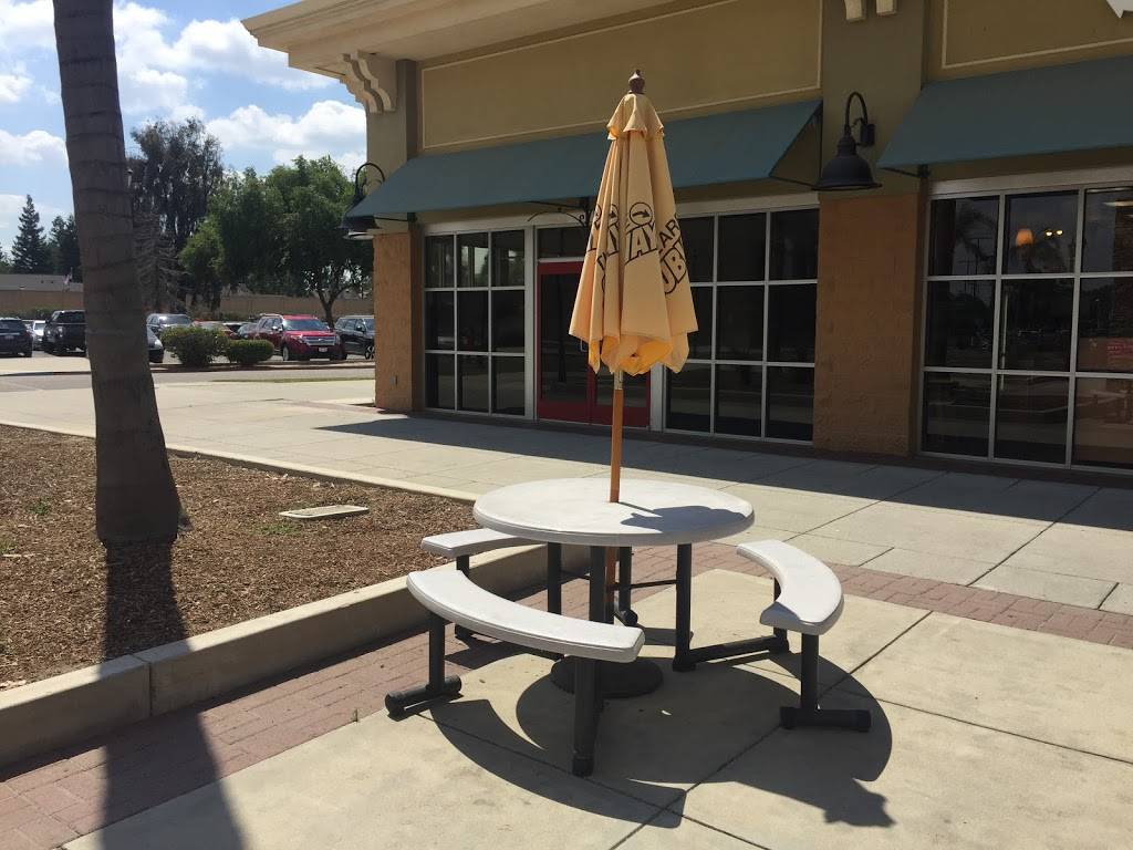 Subway | restaurant | 1665 Retherford St, Tulare, CA 93274, USA | 5596882191 OR +1 559-688-2191