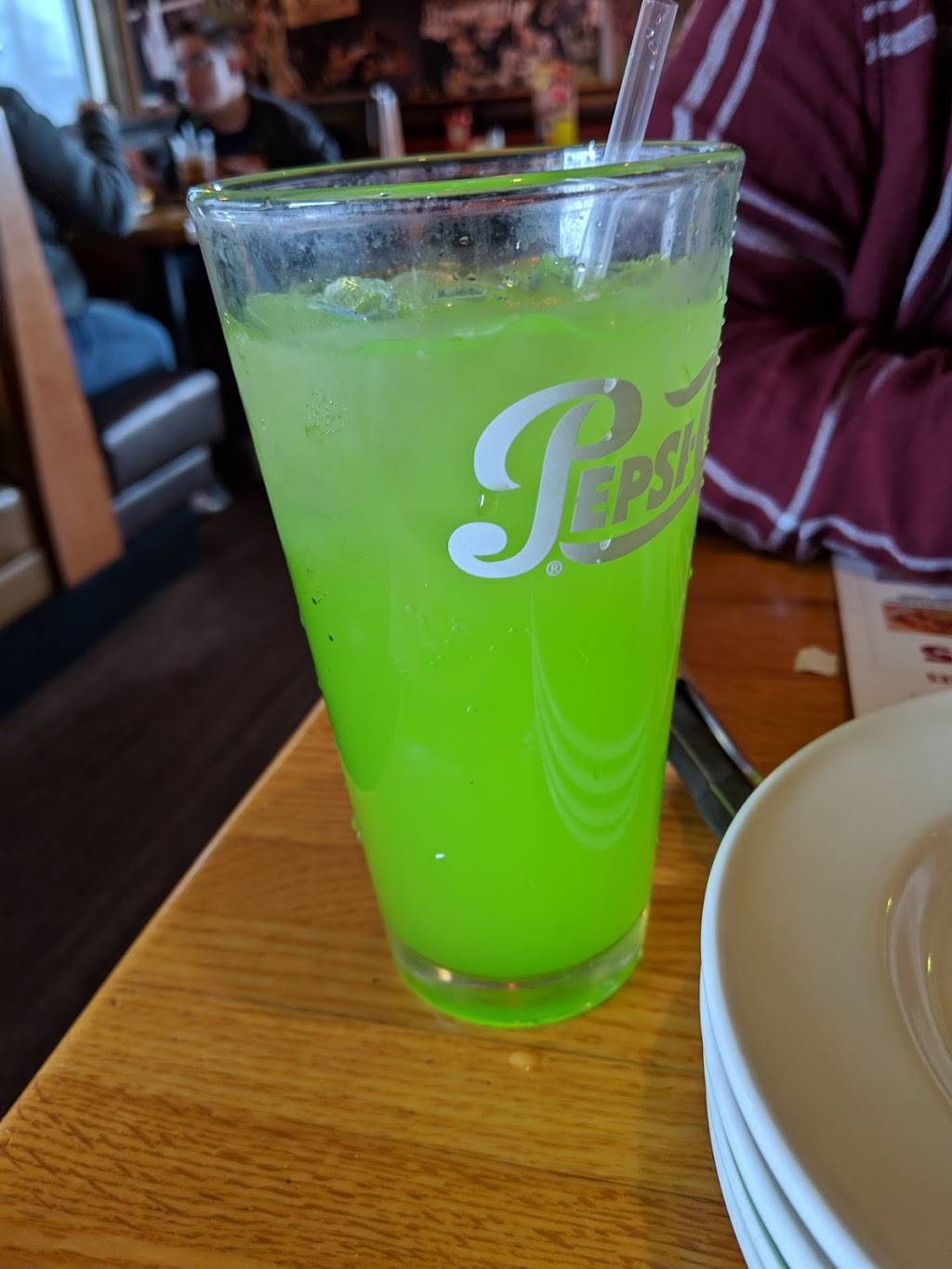 Applebees Grill + Bar | restaurant | 1721 W Morton Ave, Jacksonville, IL 62650, USA | 2172433654 OR +1 217-243-3654