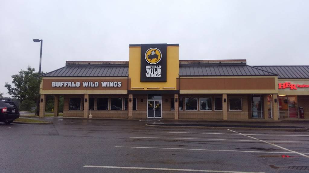 Buffalo Wild Wings | restaurant | 4122 Burbank Rd, Wooster, OH 44691, USA | 3302642299 OR +1 330-264-2299