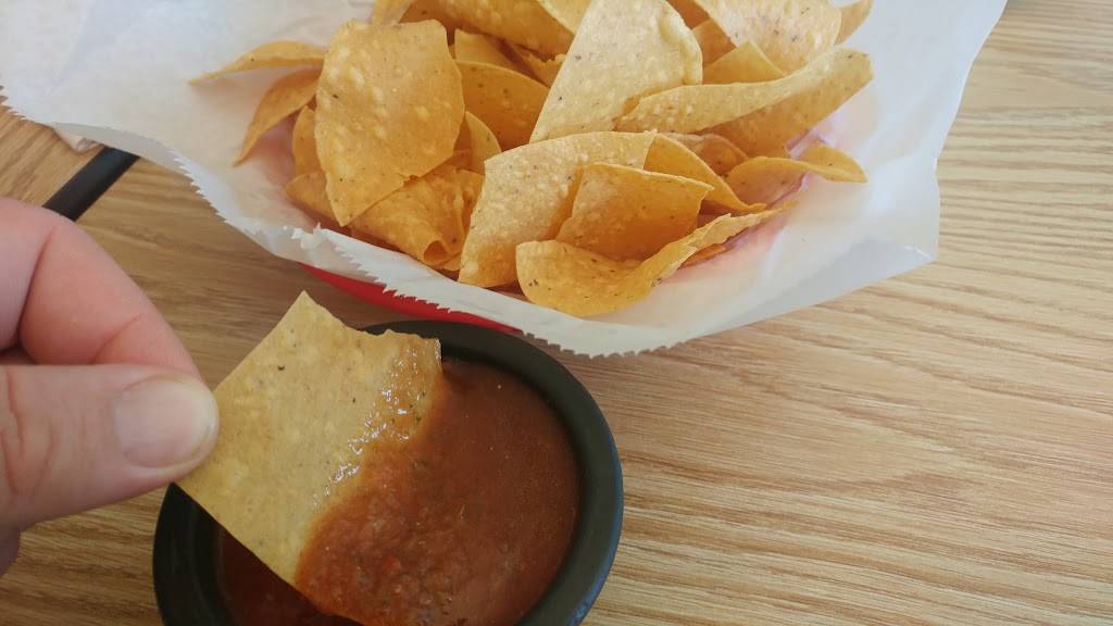 La Flor De Galeana | restaurant | 306 Kilgore Dr, Henderson, TX 75652, USA | 9036552125 OR +1 903-655-2125