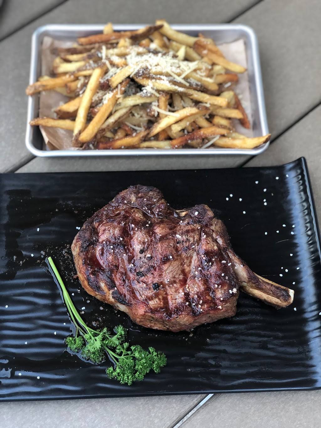 Apex at Seven | restaurant | 150 Midway Dr, Sebring, FL 33870, USA | 8887383601 OR +1 888-738-3601