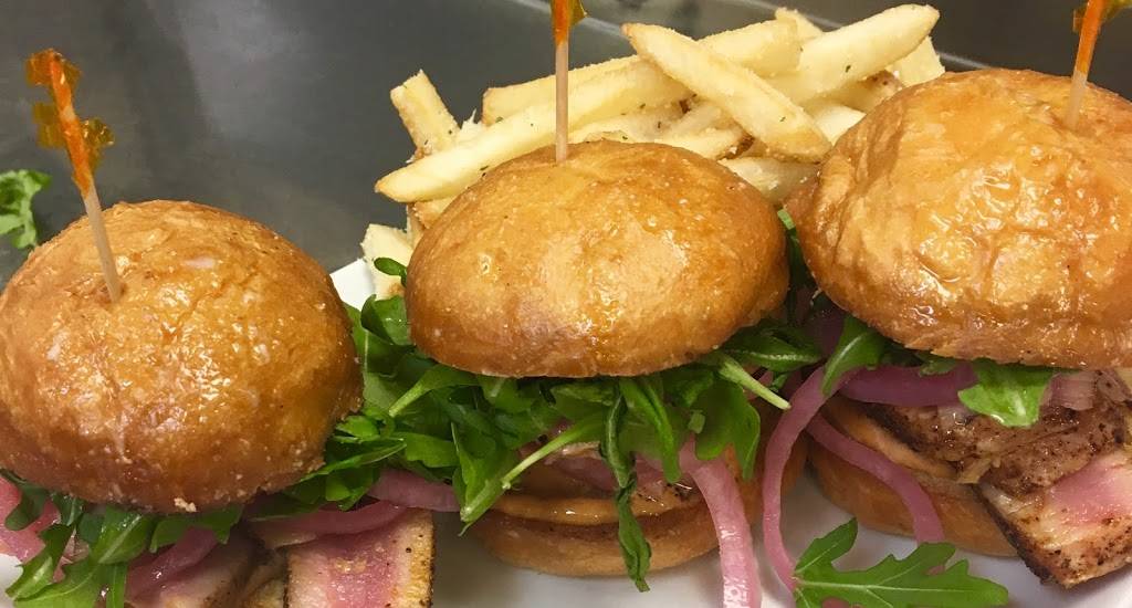 Tap Room 32 | restaurant | 140 W Main St, Gaylord, MI 49735, USA | 9897488552 OR +1 989-748-8552