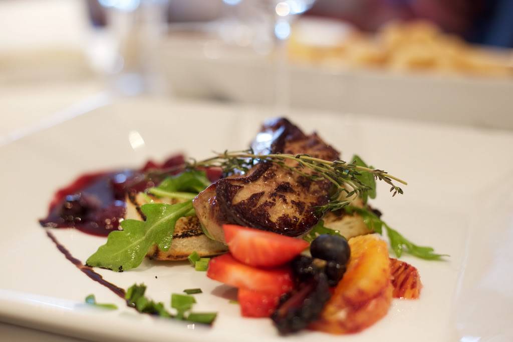 Restaurant Vino Rosso | restaurant | 5291 Boul Henri-Bourassa O, Saint-Laurent, QC H4R 1B7, Canada | 5143376664 OR +1 514-337-6664