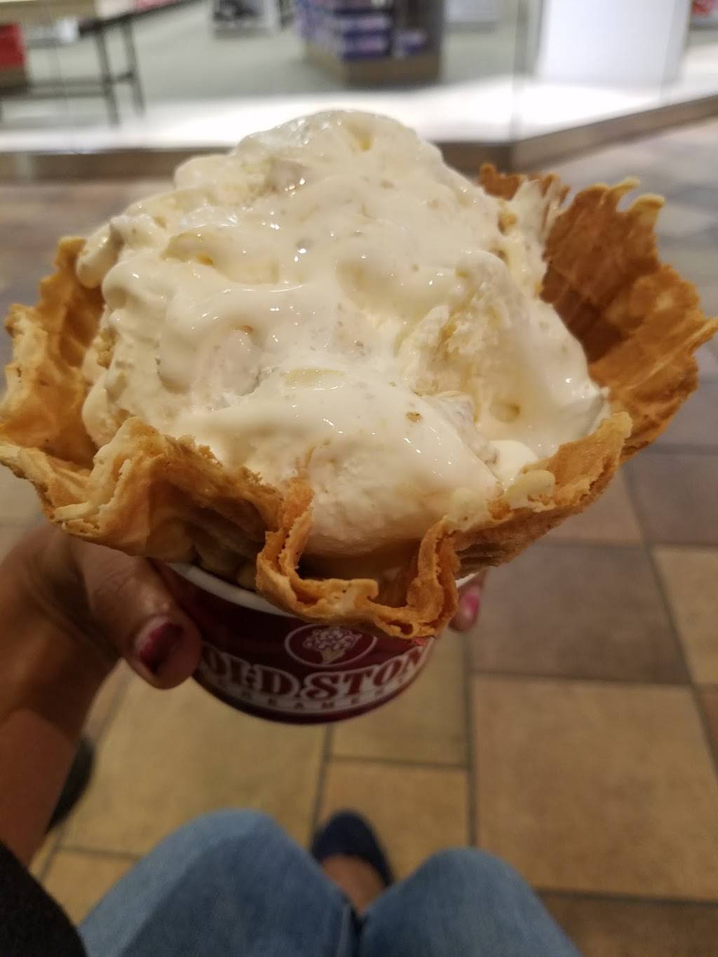 Cold Stone Creamery | bakery | 426 Great Mall Dr, Milpitas, CA 95035, USA | 4089358552 OR +1 408-935-8552