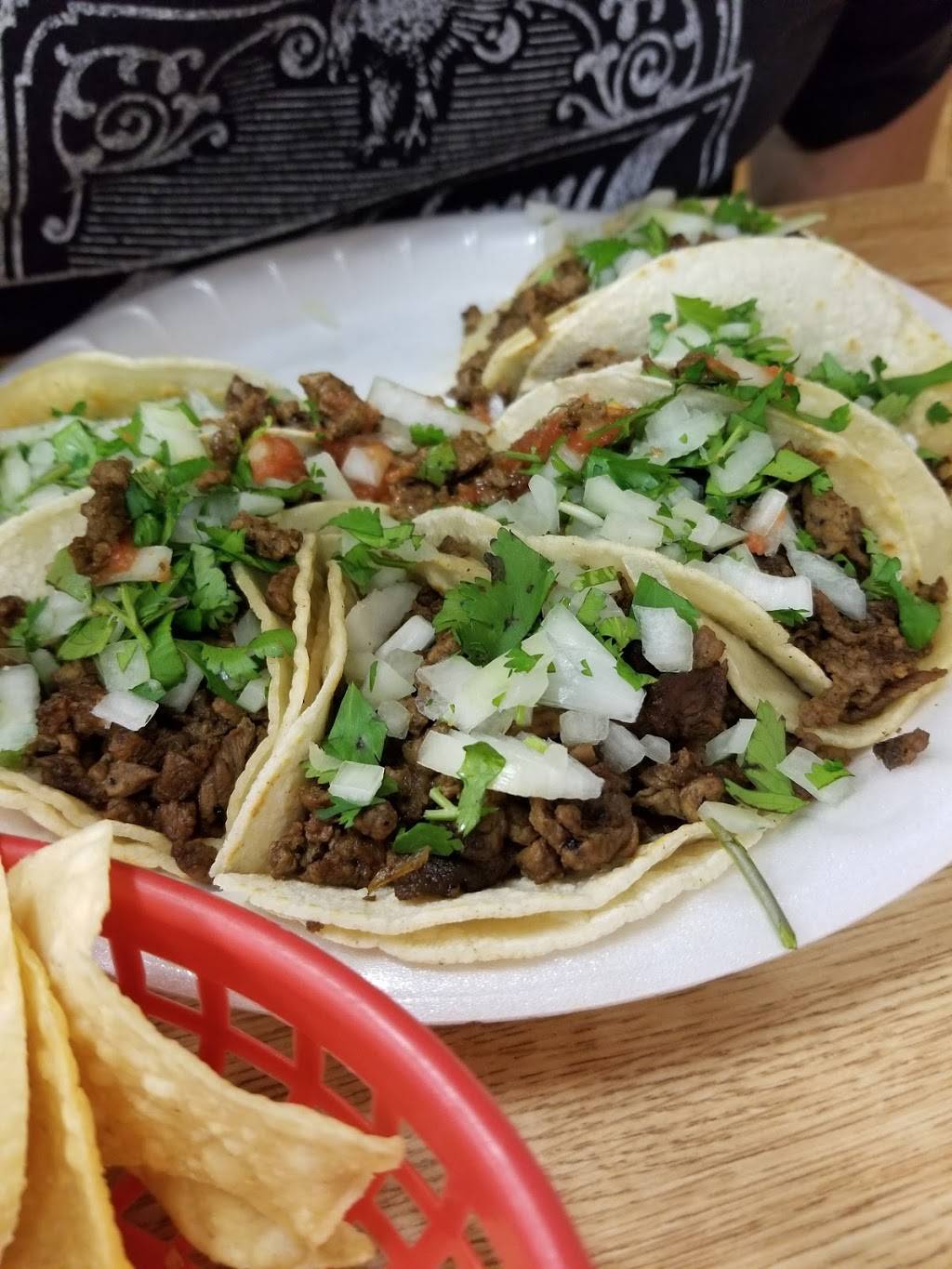 Clasico Tacos & Pizza | restaurant | 42263 50th St W, Quartz Hill, CA 93536, USA | 6619432559 OR +1 661-943-2559