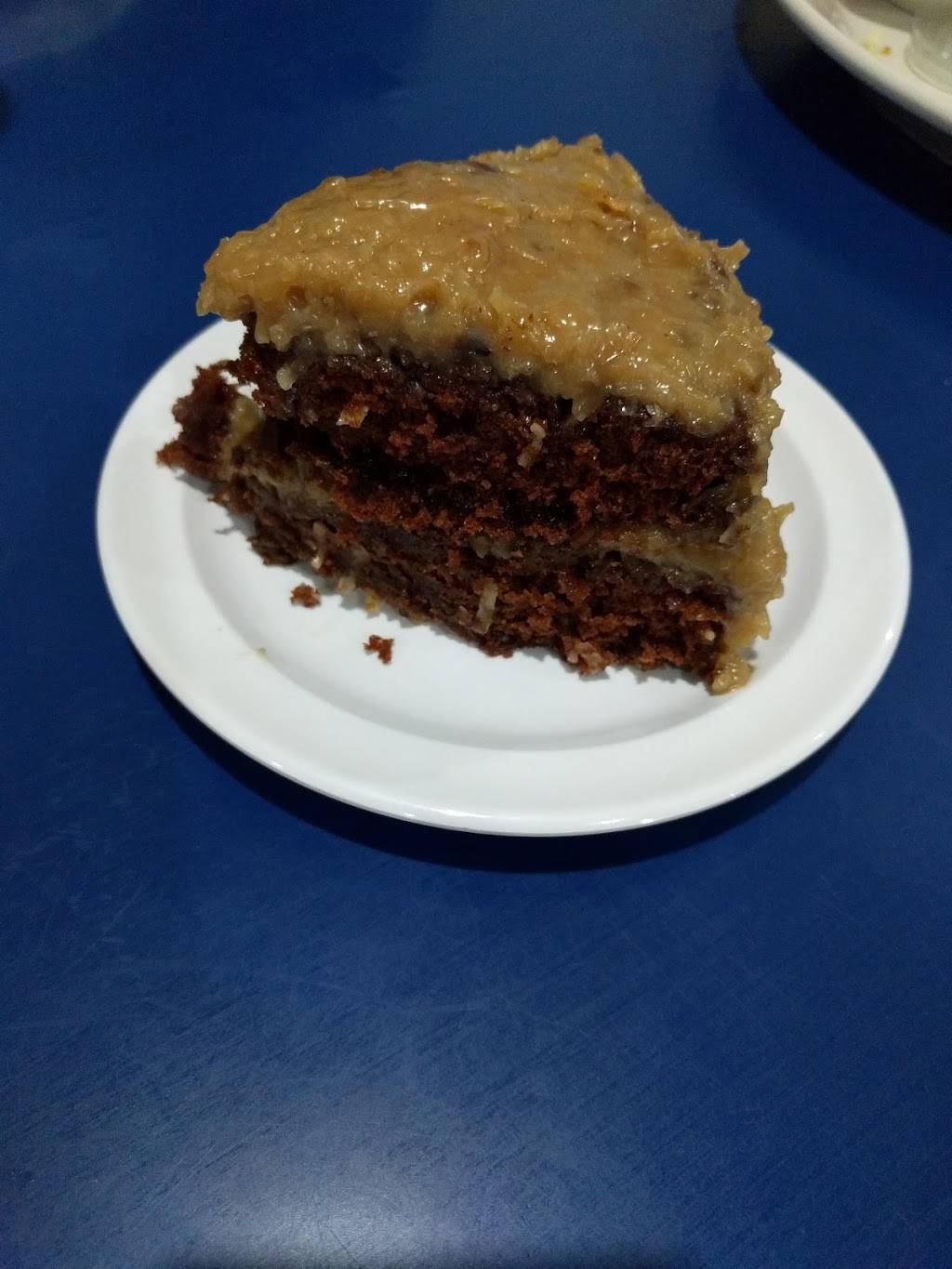 Gators | restaurant | E 2nd St, Parsons, TN 38363, USA | 7318473065 OR +1 731-847-3065