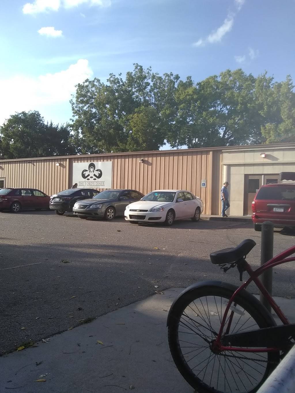 Lords Diner | restaurant | 2825 S Hillside St, Wichita, KS 67216, USA | 3162952122 OR +1 316-295-2122
