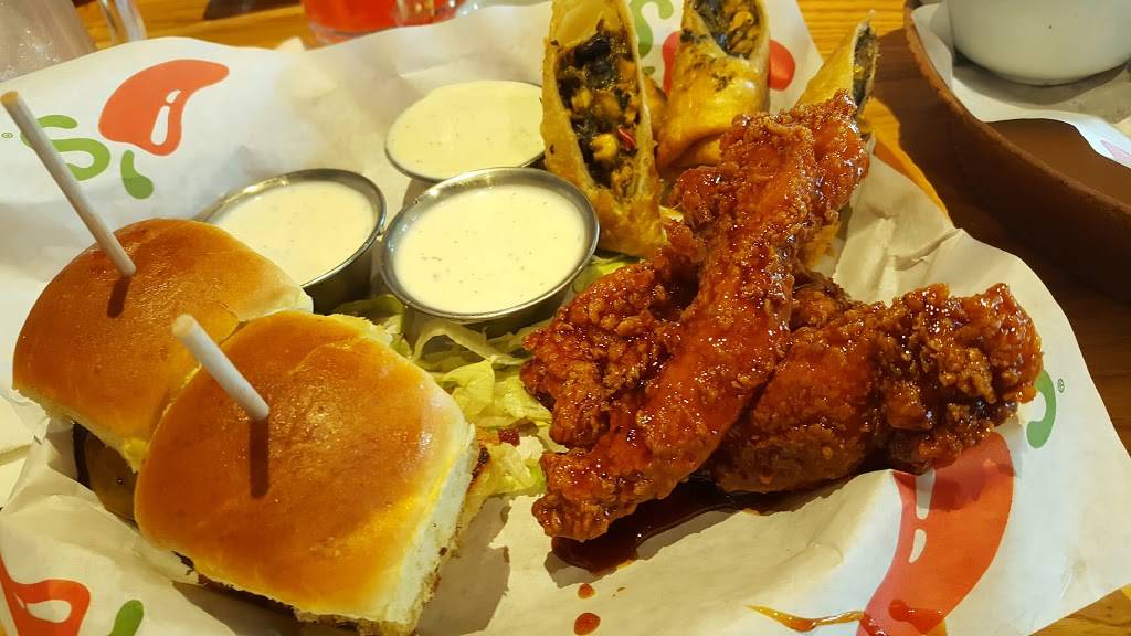 Chilis Grill & Bar | meal takeaway | 5430 E Bay Dr, Clearwater, FL 33764, USA | 7275398596 OR +1 727-539-8596