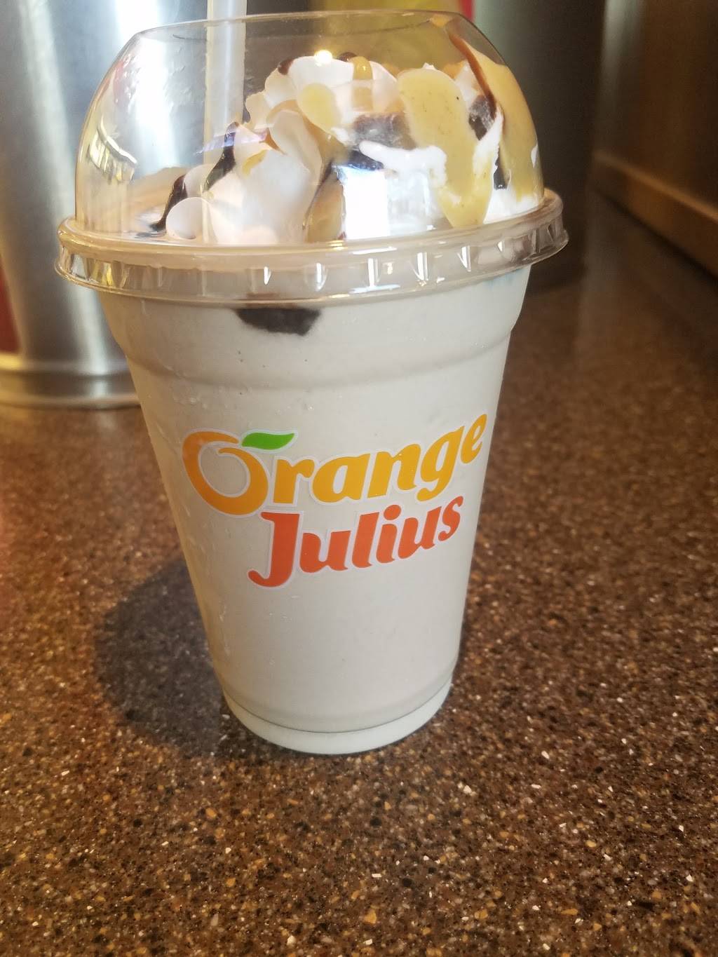 Dairy Queen Grill & Chill | restaurant | 2590 W Old US Hwy 441, Mt Dora, FL 32757, USA | 3523835092 OR +1 352-383-5092