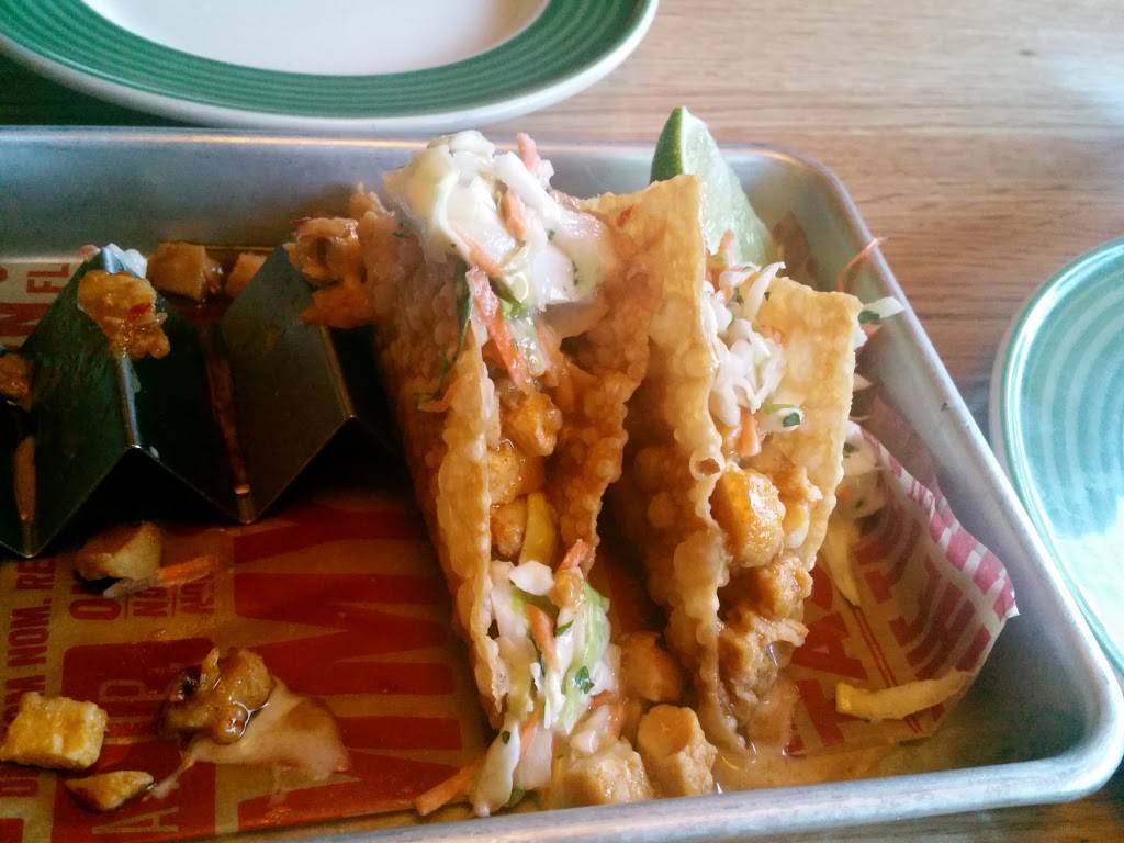 Applebees Grill + Bar | restaurant | 360 Walt Whitman Road Huntington Shopping Center, Huntington Station, NY 11746, USA | 6314273504 OR +1 631-427-3504