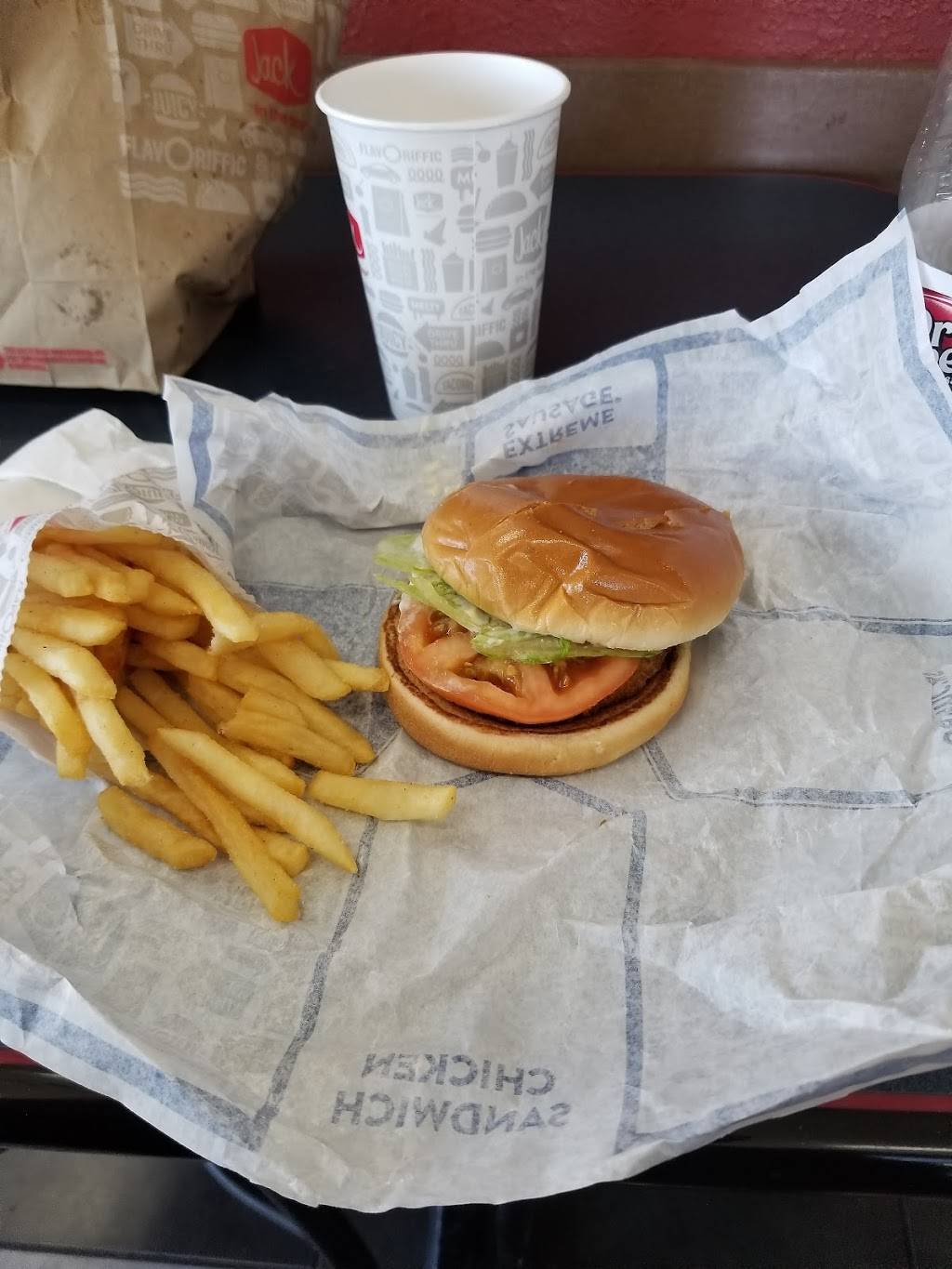 Jack in the Box | restaurant | 534 E Hunt Hwy, Queen Creek, AZ 85143, USA | 4804585225 OR +1 480-458-5225