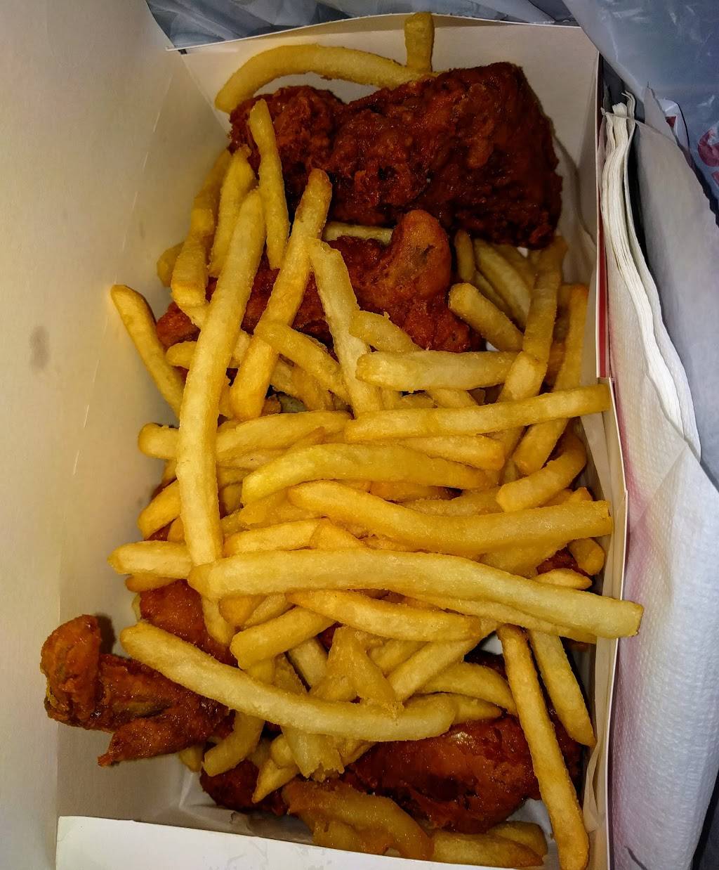 U.S FRIED CHICKEN AND GYROS | restaurant | 305 Walnut St, Springfield, MA 01109, USA | 4137333300 OR +1 413-733-3300